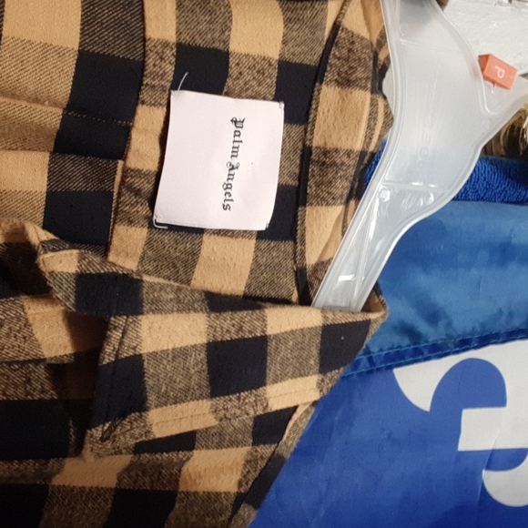 800$+tx in Québec,Canada,almost 1k.. real baller shirt if you ask me. Size 46 - Picture 2 of 3